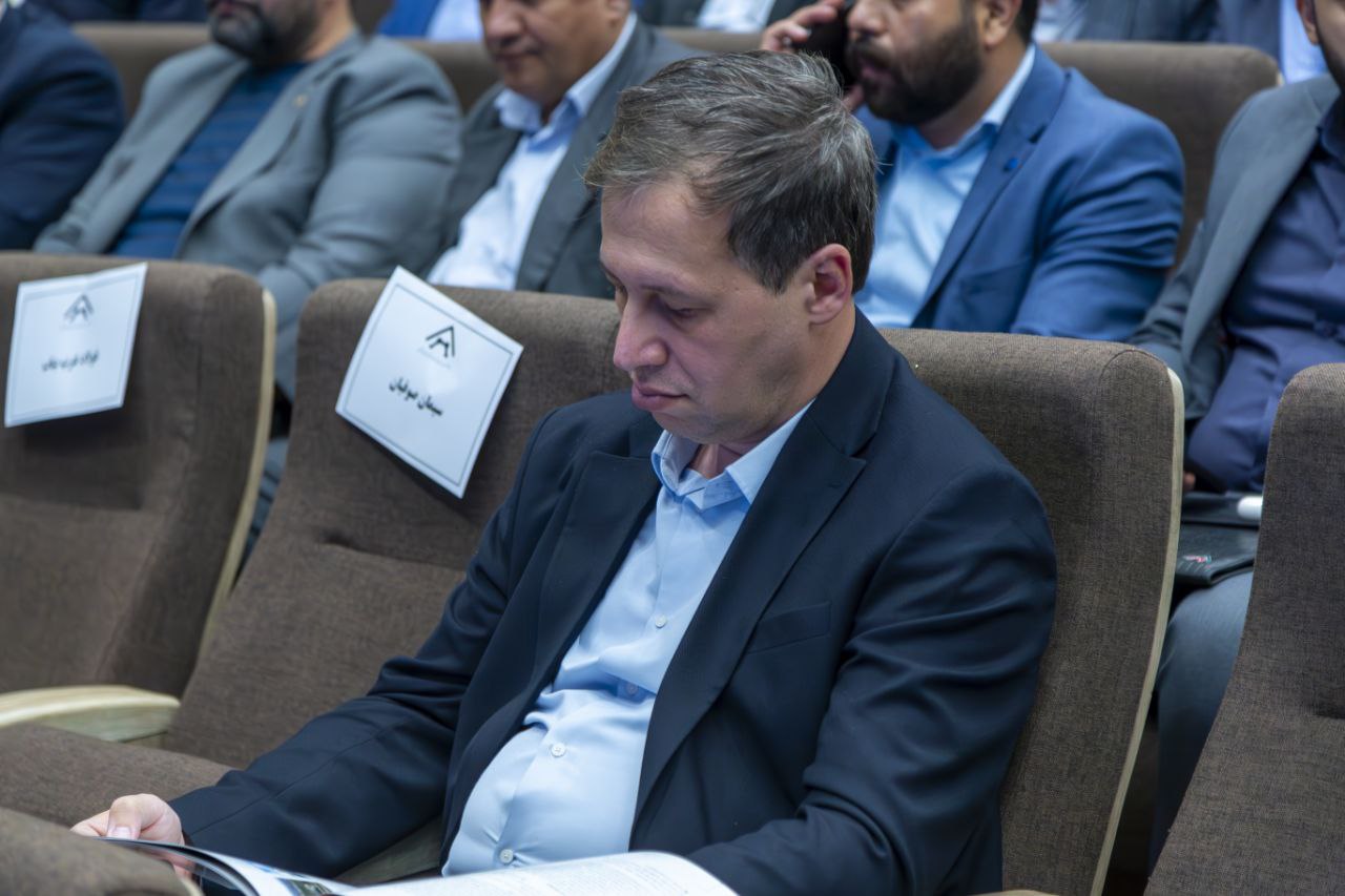 شبی پر افتخار برای گروه صنعتی پارس ساختار در مراسم گرامیداشت روز صنعت، معدن و تجارت آذربایجان شرقی   انتخاب شرکت پارس ساختار به عنوان واحد نمونه و شرکت صنایع فولاد شهریار به عنوان طرح نمونه