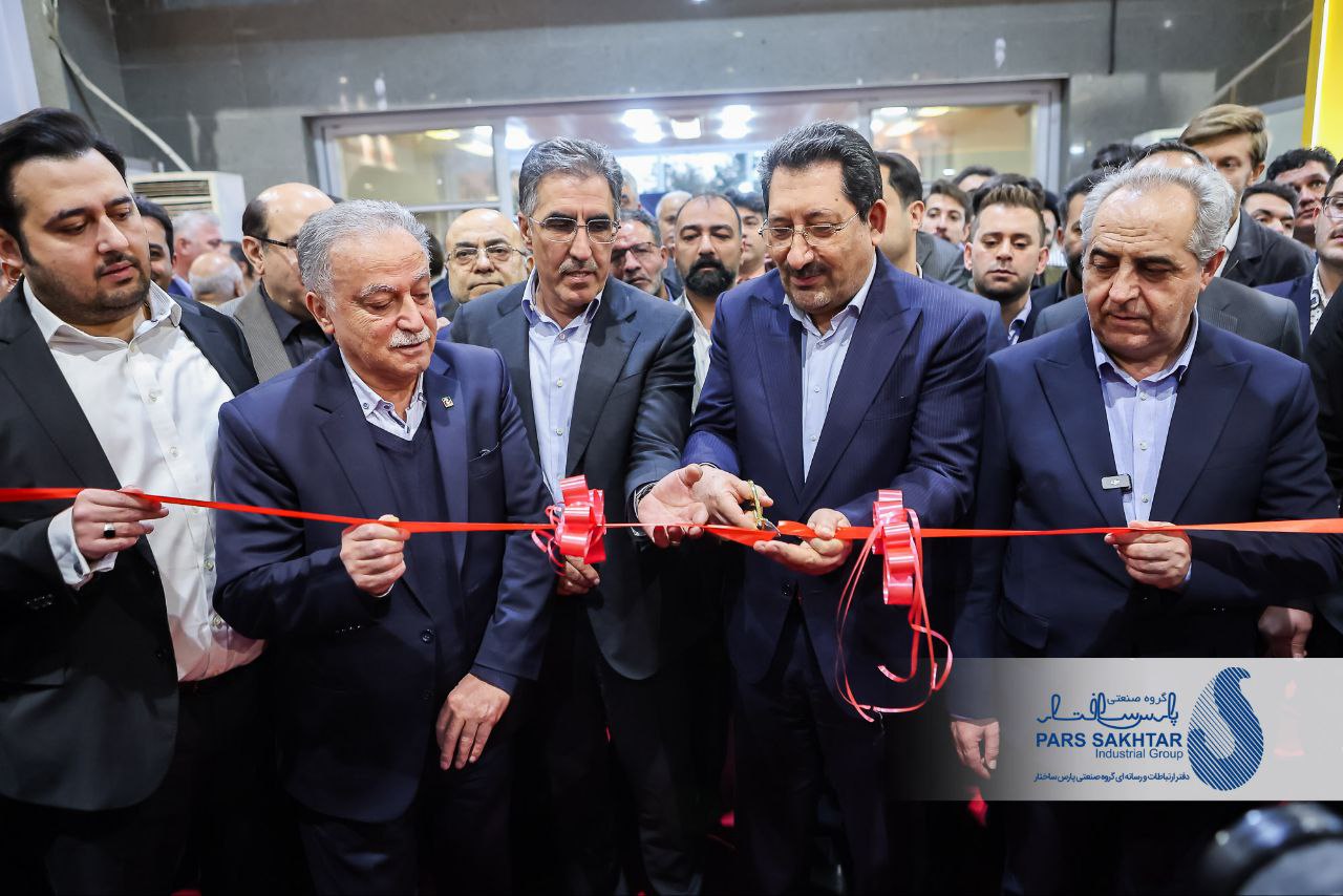 گزارش تصویری از نخستین روز حضور “صنایع معدنی و فولادی گروه صنعتی پارس ساختار”  در نمايشگاه تبریزمتافو ۱۴۰۴