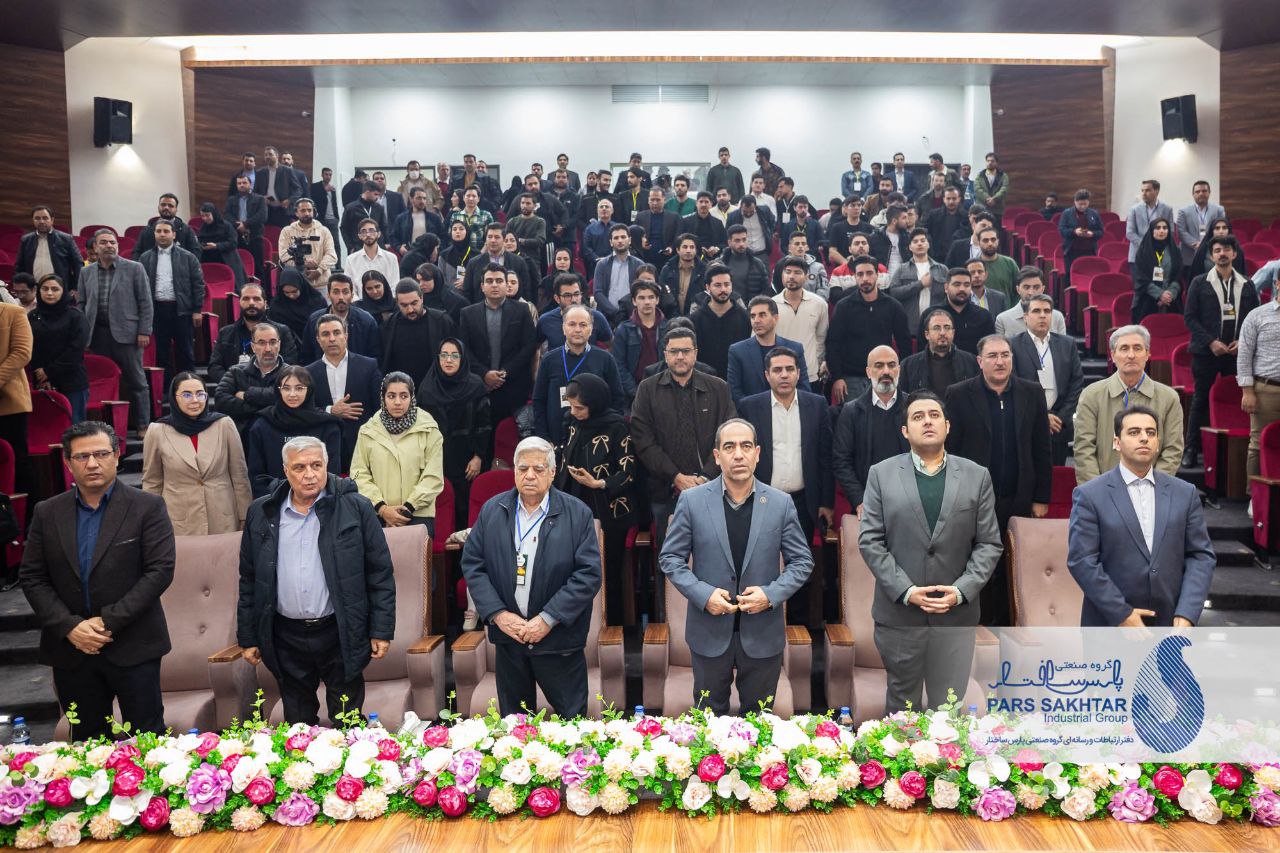 تجلیل از گروه صنعتی پارس ساختار در چهاردهمین کنفرانس مهندسی معدن ایران  در مراسم اختتامیه چهاردهمین کنفرانس مهندسی معدن ایران که در دانشگاه صنعتی تبریز(دانشگاه سهند) با حضور دکتر نواده اباذر مدیر ارشد اجرایی گروه صنعتی پارس ساختار و جمعی از مدیران و اساتید هیئت علمی رشته معدن برگزار شد، از فعالیت های گروه صنعتی پارس ساختار در حوزه معدن و فرآوری مواد معدنی تجلیل به عمل آمد.